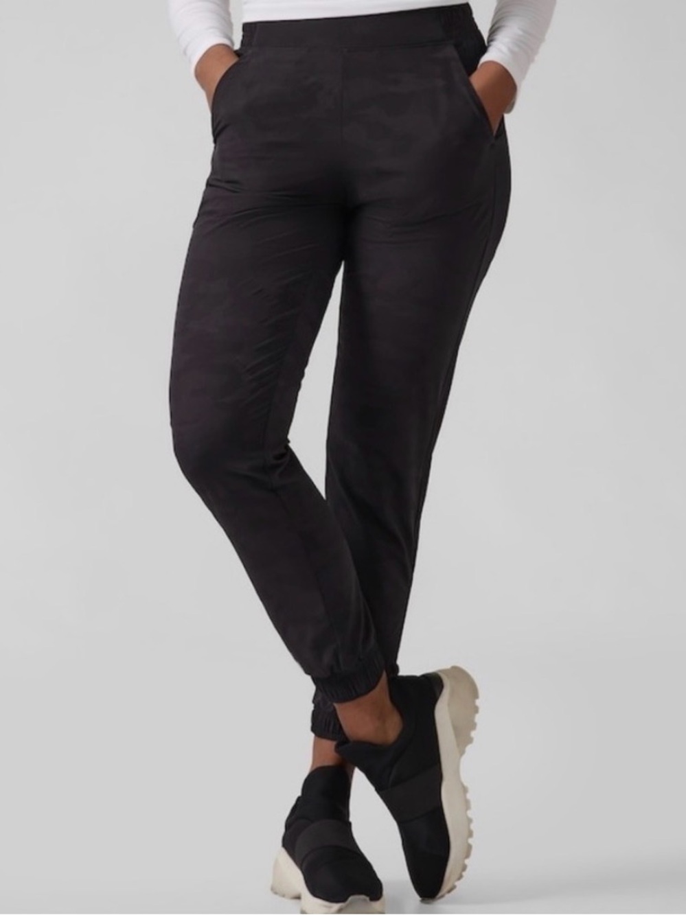 Athleta Brooklyn Joggers Black Camo
